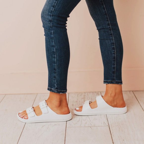 NEW Adjustable Double Buckled Straps Comfy Slip On Slides Slippers Sandals White - Picture 8 of 13